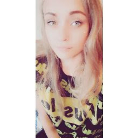 Meet your Posher, Ashli - Picture 1 of 1